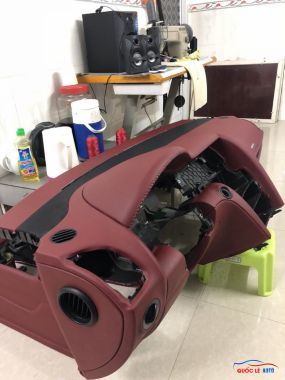 Bọc nệm ghế da xe Audi Q7 | dán cửa | taplo