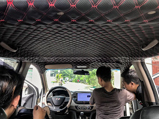 Giá Bọc Ghế Da Ô Tô: Những Điều Cần Biết Trước Khi Quyết Định