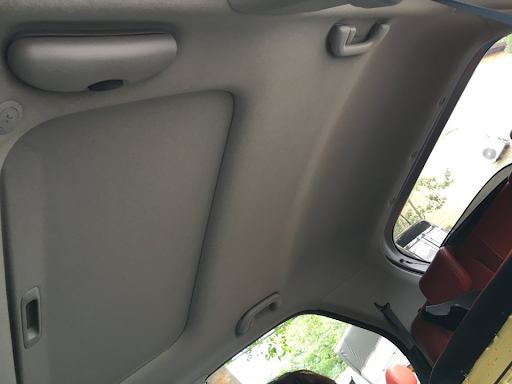 Bọc trần xe Kia morning gi&uacute;p bảo vệ cũng như n&acirc;ng tầm nội thất cho xe