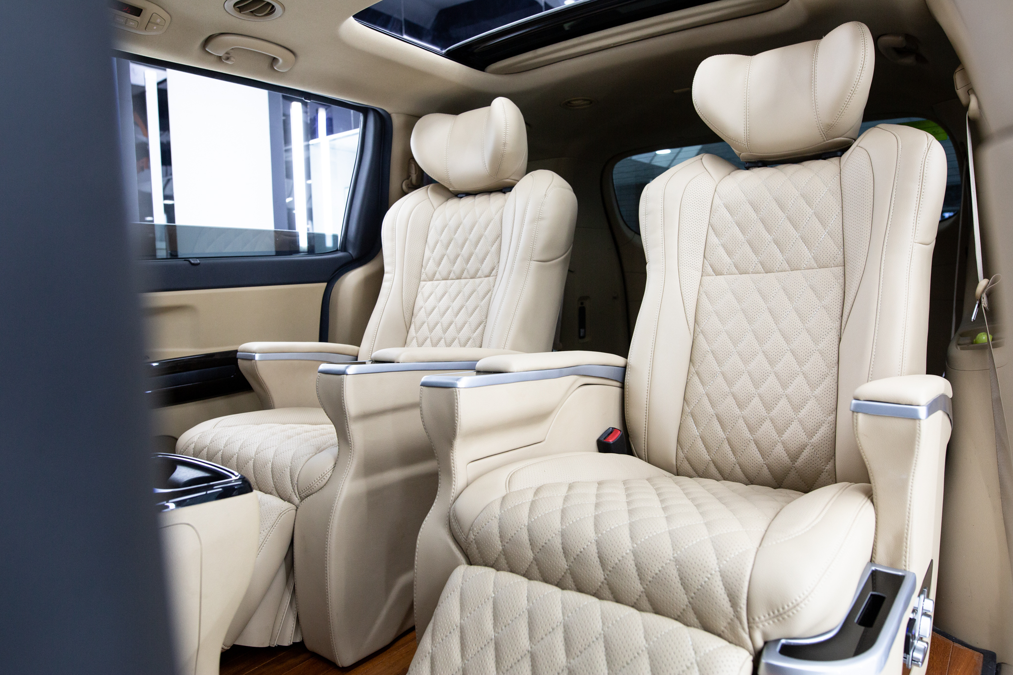 Độ ghế Limousine và những kinh nghiệm cần biết