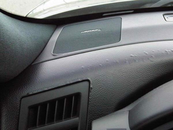 bọc da taplo ô tô