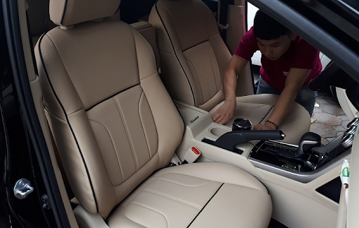 mẫu ghế da xe Xpander m&agrave;u kem viền đen