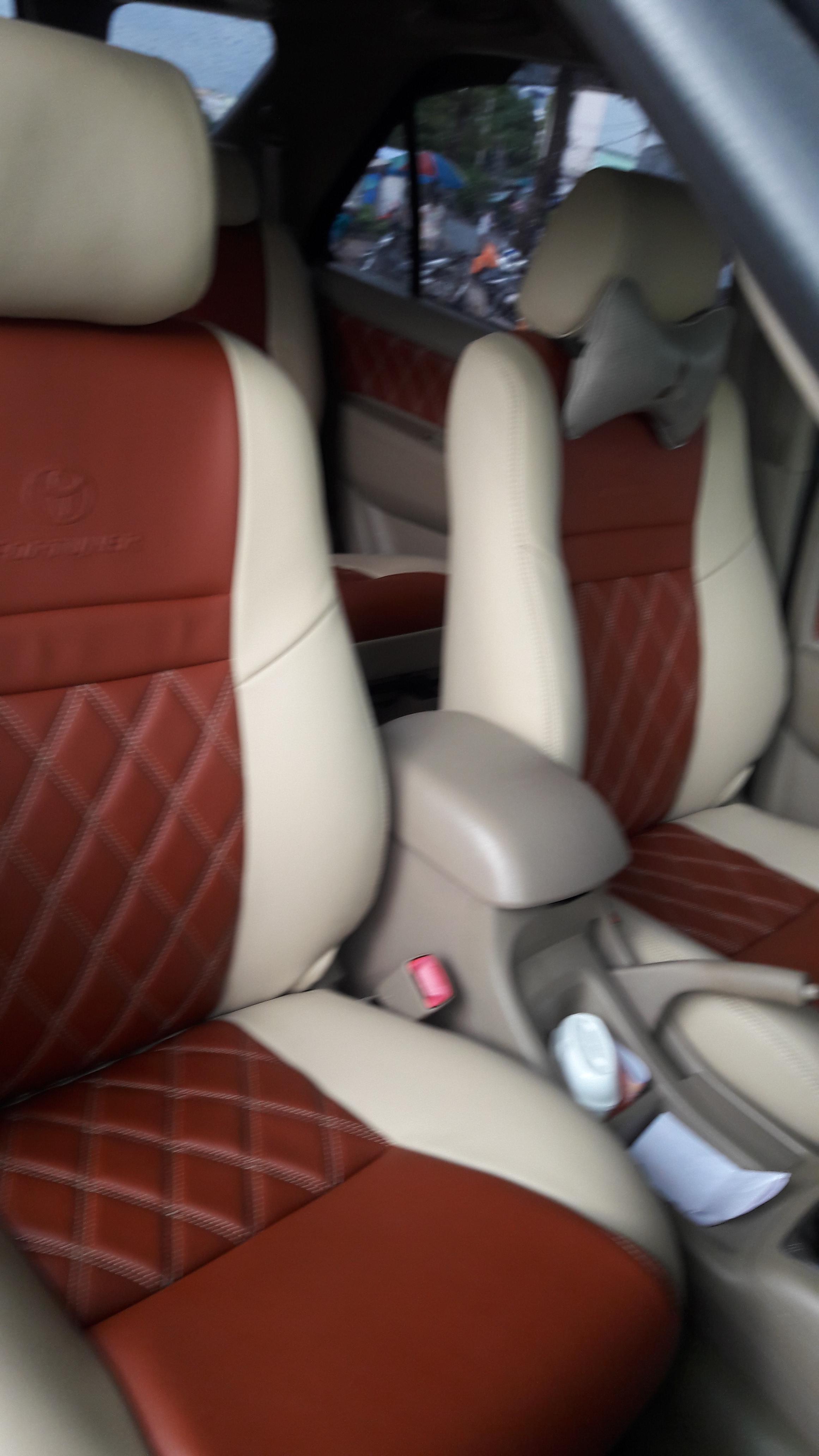 Bọc Nệm Ghế Da Xe Toyota Fortuner 2015 Từ Thái Lan