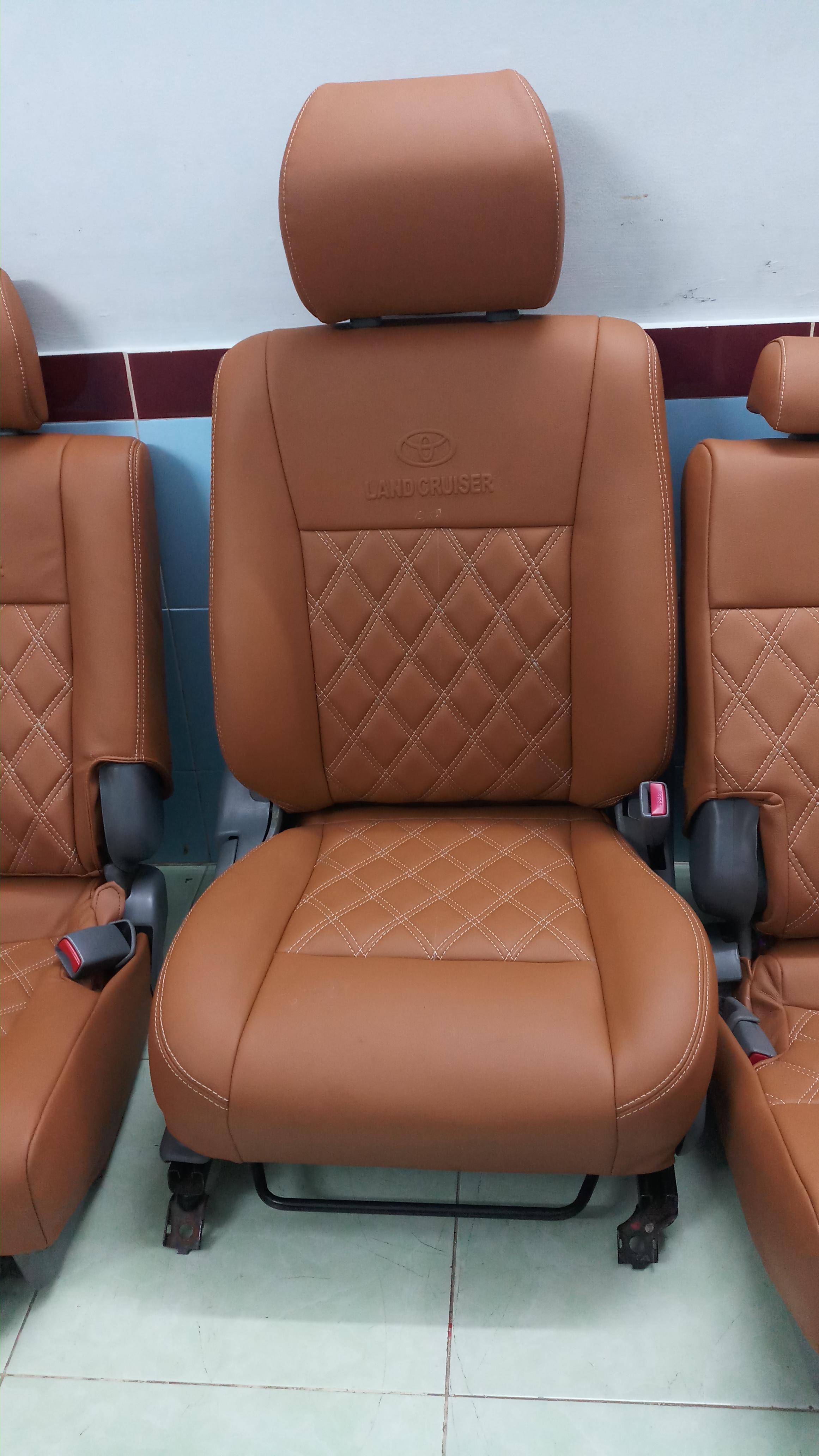 Bọc Nệm Da Cao Cấp Xe Toyota Landrcuiser