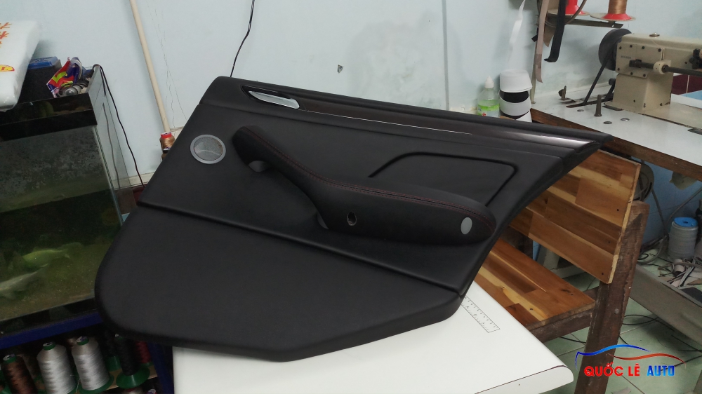 Bọc nệm ghế da xe BMW 318i